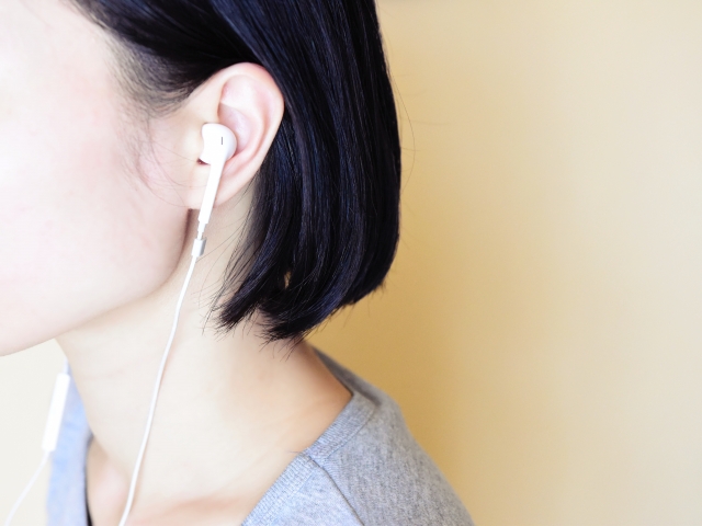 耳で聞く「ながら学習」で時間を有効活用