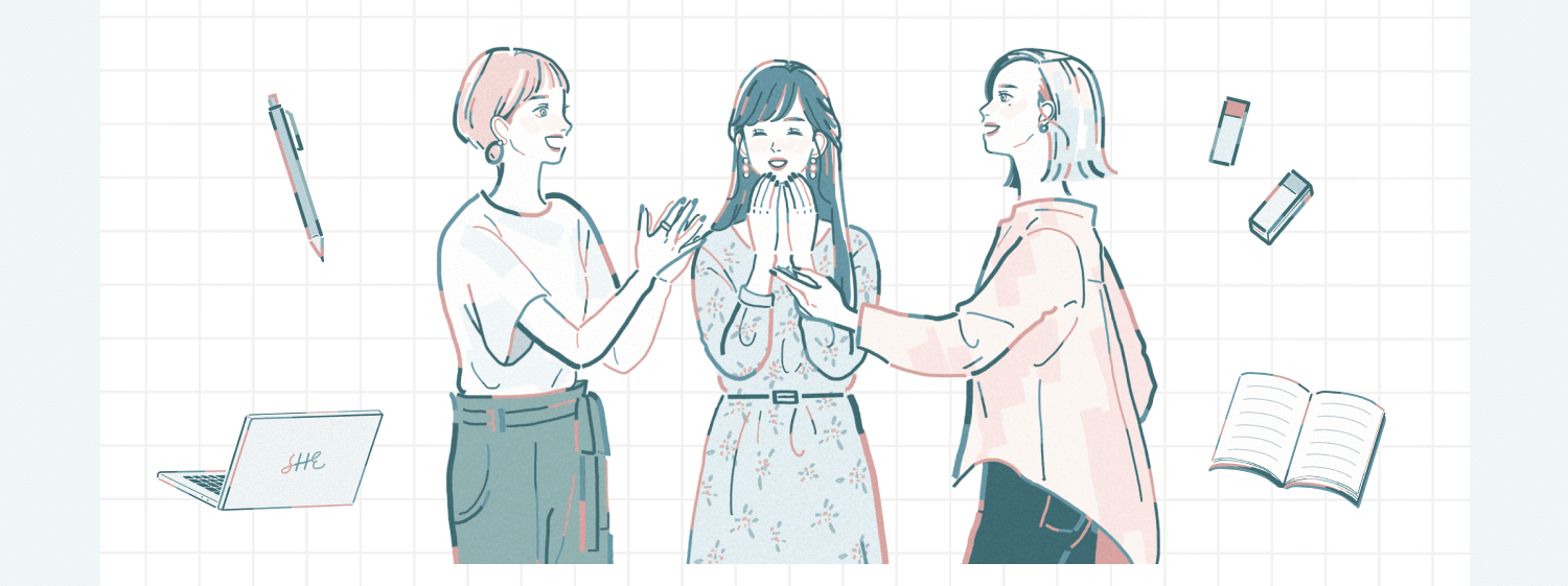 3人の女性が輪になって話す線画イラスト。ノートPC・ペン・消しゴム・本の小物装飾付き